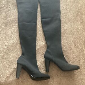 Elegant Black Women's Knee-High Boots